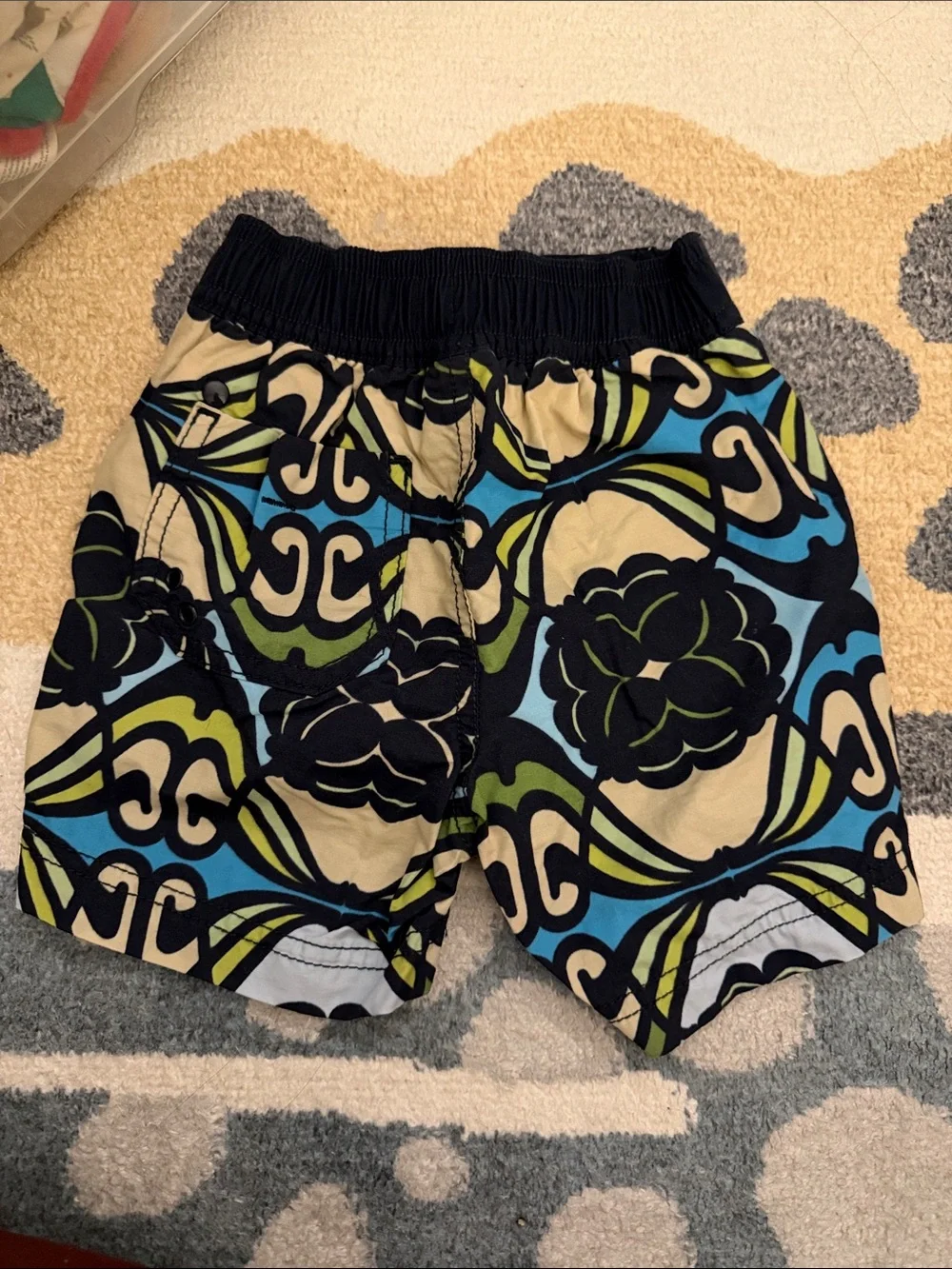 Old Navy pairs old